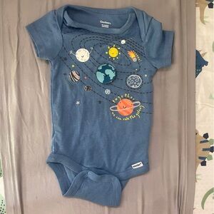 0-6 month bundle: 3 short sleeve onesies, 2 long sleeve onesies